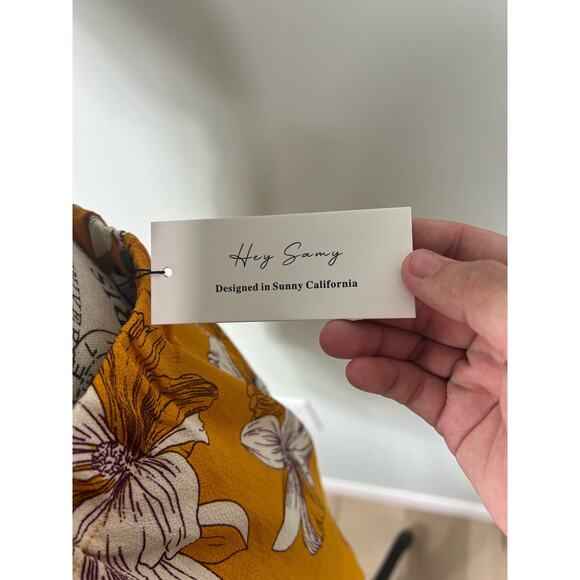 NWT Hey Samy Yellow and white floral crop top and high waisted Shorts set - Picture 3 of 11